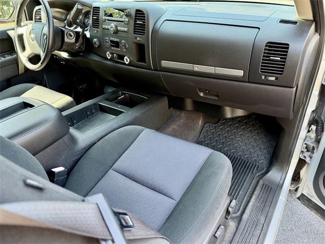 2010 Chevrolet Silverado 1500 (CC-1956943) for sale in Arlington Heights, Illinois
