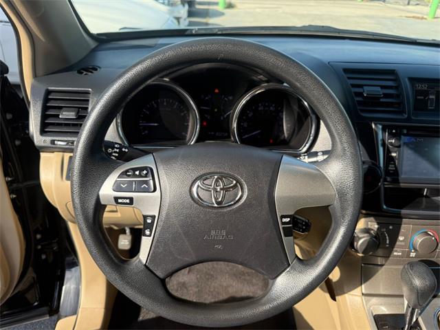 2013 Toyota Highlander (CC-1957214) for sale in El Cajon, California