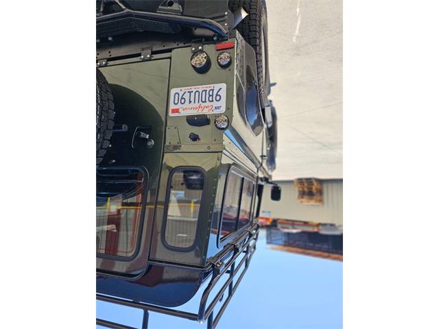 1990 Land Rover Defender (CC-1963282) for sale in Woodland Hills, California