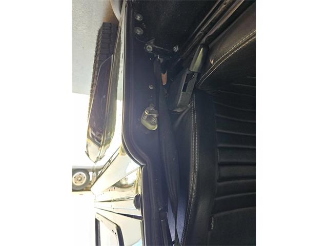 1990 Land Rover Defender (CC-1963282) for sale in Woodland Hills, California