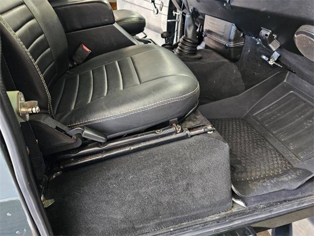 1990 Land Rover Defender (CC-1963282) for sale in Woodland Hills, California