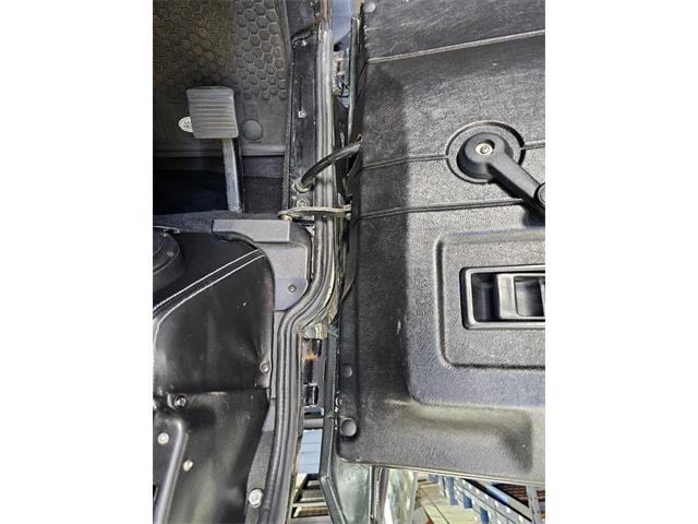 1990 Land Rover Defender (CC-1963282) for sale in Woodland Hills, California