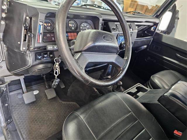 1990 Land Rover Defender (CC-1963282) for sale in Woodland Hills, California