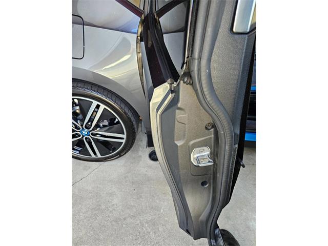 2017 BMW i3 (CC-1965453) for sale in Woodland Hills, California