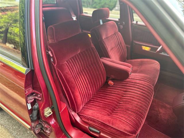 1992 Chrysler New Yorker (CC-1965494) for sale in Huntsville, Alabama