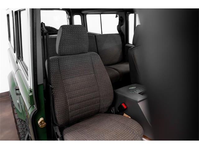 1997 Land Rover Defender (CC-1972038) for sale in Montreal, Quebec