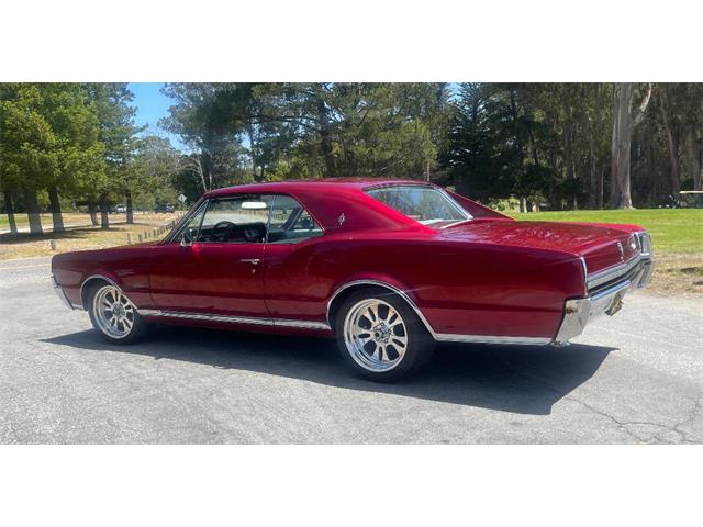 1967 Oldsmobile Cutlass Supreme (CC-1975079) for sale in Santa Cruz, California