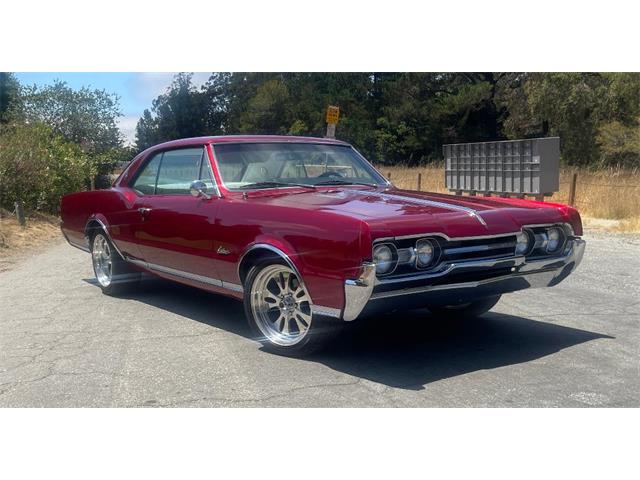 1967 Oldsmobile Cutlass Supreme (CC-1975079) for sale in Santa Cruz, California
