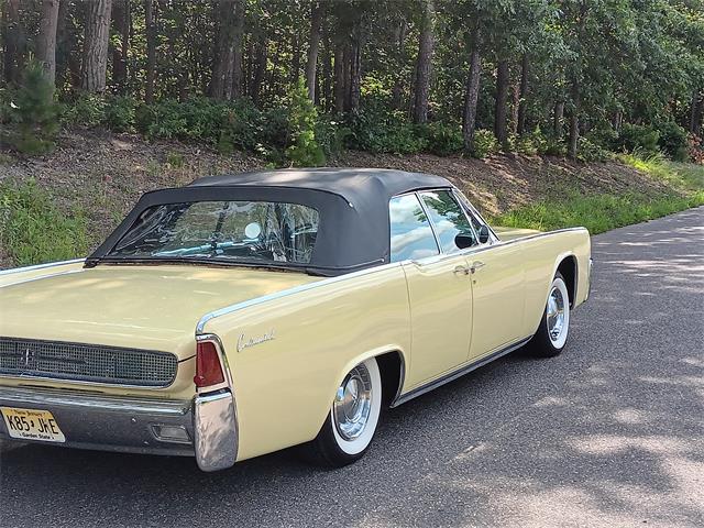 1961 Lincoln Continental Convertible (CC-1975832) for sale in Manalapan , New Jersey