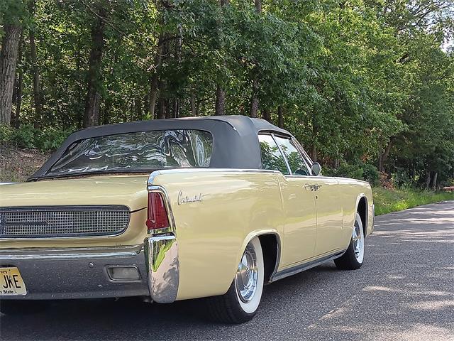 1961 Lincoln Continental Convertible (CC-1975832) for sale in Manalapan , New Jersey
