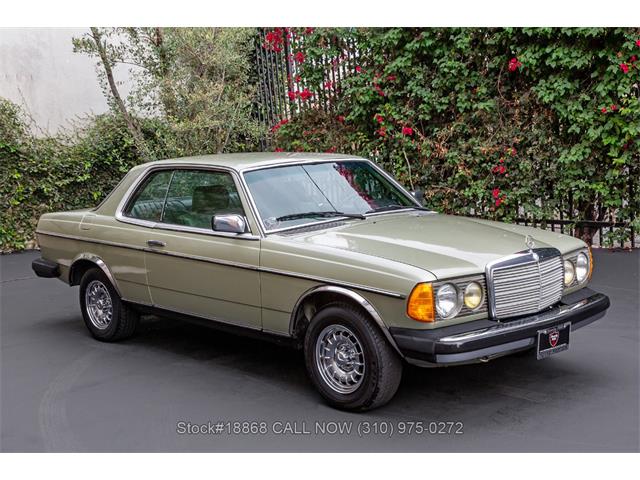 1982 Mercedes-Benz 300CD (CC-1978647) for sale in Beverly Hills, California
