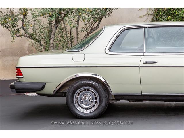 1982 Mercedes-Benz 300CD (CC-1978647) for sale in Beverly Hills, California