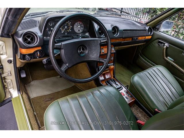1982 Mercedes-Benz 300CD (CC-1978647) for sale in Beverly Hills, California
