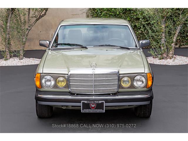 1982 Mercedes-Benz 300CD (CC-1978647) for sale in Beverly Hills, California