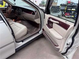 2004 Lincoln Town Car (CC-1981824) for sale in Edison, New Jersey