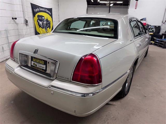 2004 Lincoln Town Car (CC-1981824) for sale in Edison, New Jersey