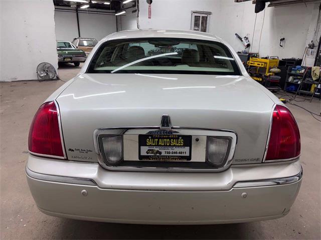 2004 Lincoln Town Car (CC-1981824) for sale in Edison, New Jersey