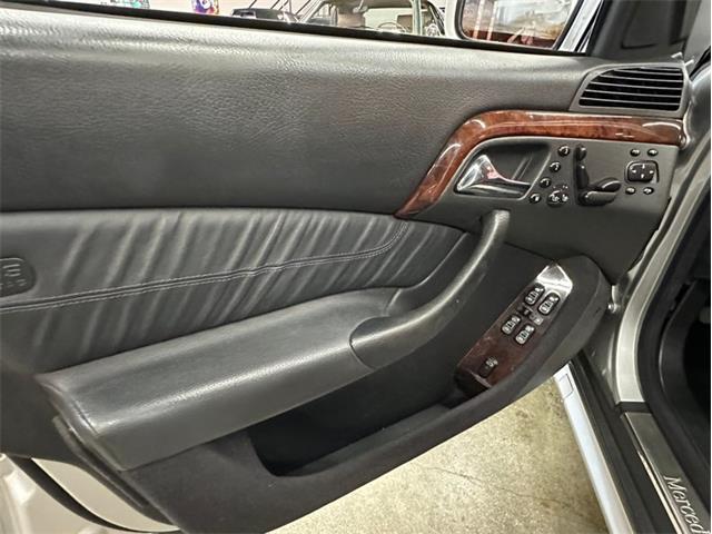 2002 Mercedes-Benz S-Class (CC-1982205) for sale in West Babylon, New York