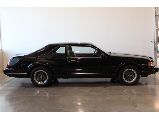 1991 Lincoln Continental (CC-1984365) for sale in O'Fallon, Illinois