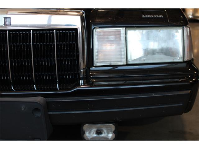 1991 Lincoln Continental (CC-1984365) for sale in O'Fallon, Illinois