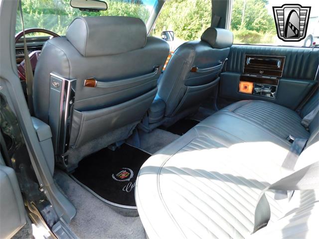 1989 Cadillac Brougham (CC-1984376) for sale in O'Fallon, Illinois