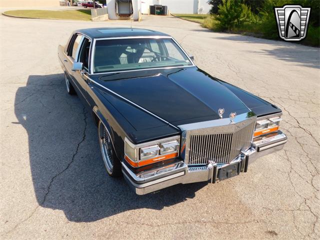 1989 Cadillac Brougham (CC-1984376) for sale in O'Fallon, Illinois