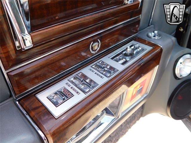 1989 Cadillac Brougham (CC-1984376) for sale in O'Fallon, Illinois