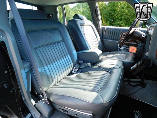 1989 Cadillac Brougham (CC-1984376) for sale in O'Fallon, Illinois