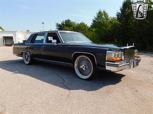 1989 Cadillac Brougham (CC-1984376) for sale in O'Fallon, Illinois