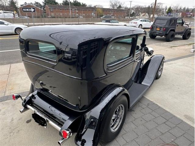 1932 Ford Sedan (CC-1990672) for sale in Cadillac, Michigan