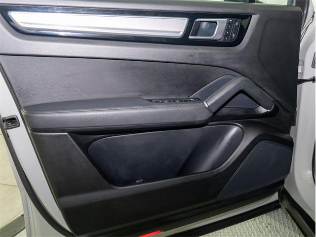 2023 Porsche Cayenne (CC-2005035) for sale in Ventura, California