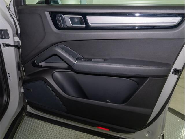 2023 Porsche Cayenne (CC-2005035) for sale in Ventura, California