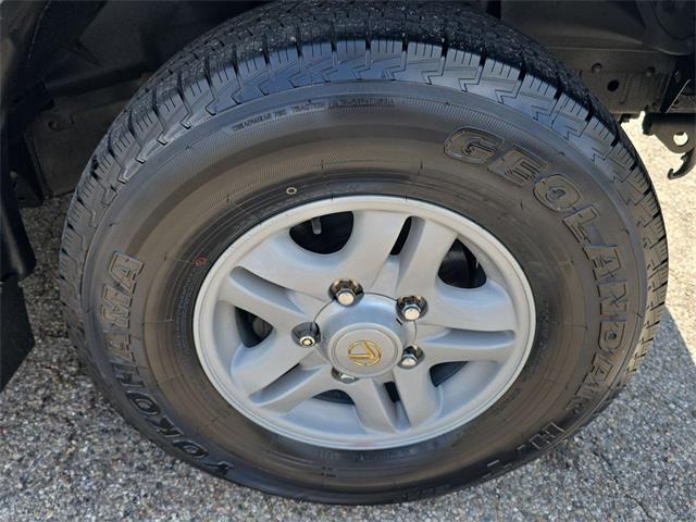 2000 Lexus LX470 (CC-2000839) for sale in Ross, Ohio