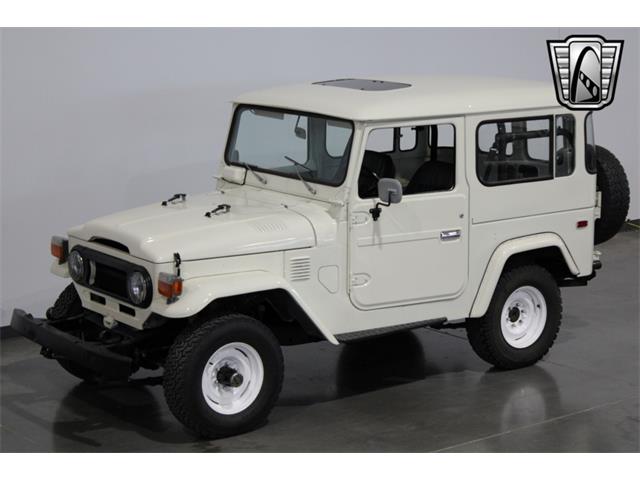 1977 Toyota Land Cruiser (CC-2011339) for sale in O'Fallon, Illinois