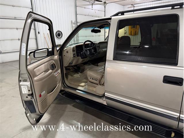 1999 Chevrolet Suburban (CC-2013243) for sale in Holland , Michigan