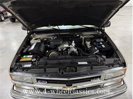 1999 Chevrolet Suburban (CC-2013243) for sale in Holland , Michigan