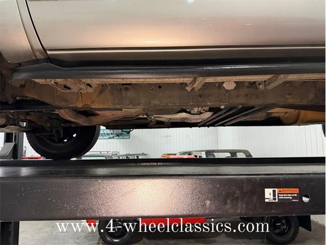 1999 Chevrolet Suburban (CC-2013243) for sale in Holland , Michigan