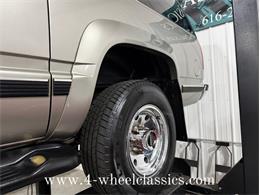 1999 Chevrolet Suburban (CC-2013243) for sale in Holland , Michigan
