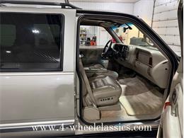 1999 Chevrolet Suburban (CC-2013243) for sale in Holland , Michigan