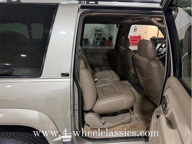 1999 Chevrolet Suburban (CC-2013243) for sale in Holland , Michigan