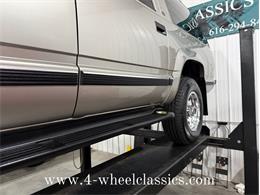 1999 Chevrolet Suburban (CC-2013243) for sale in Holland , Michigan