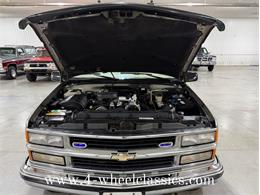 1999 Chevrolet Suburban (CC-2013243) for sale in Holland , Michigan
