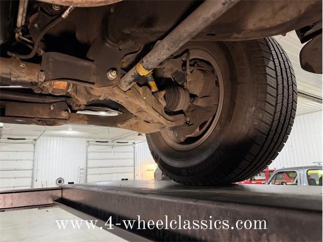 1999 Chevrolet Suburban (CC-2013243) for sale in Holland , Michigan