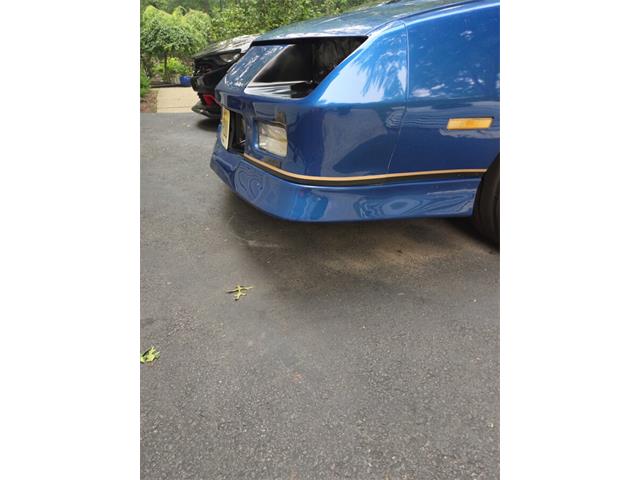 1987 Chevrolet Camaro IROC Z28 (CC-2016485) for sale in Hingham, Massachusetts