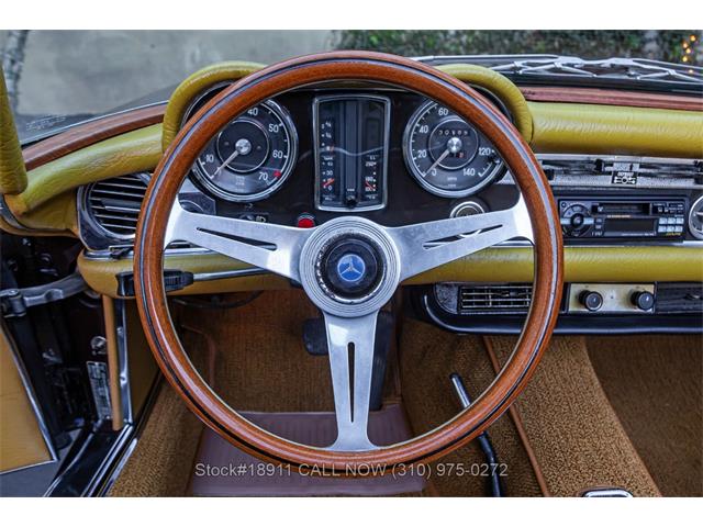 1969 Mercedes-Benz 280SL (CC-2016762) for sale in Beverly Hills, California