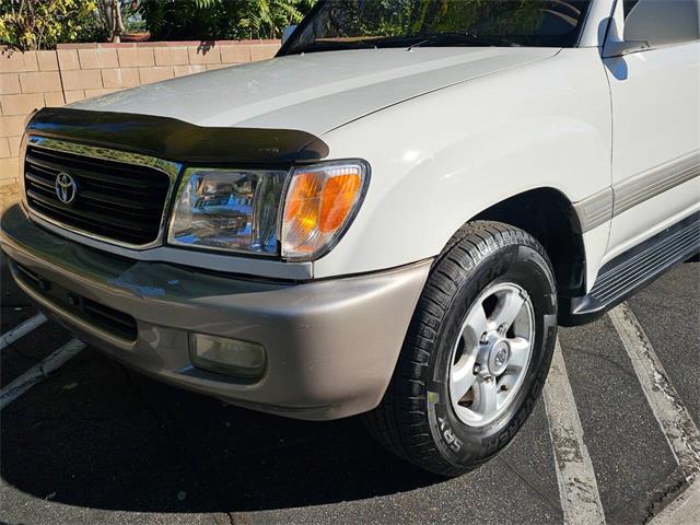 1998 Toyota Land Cruiser (CC-2017140) for sale in Woodland Hills, California