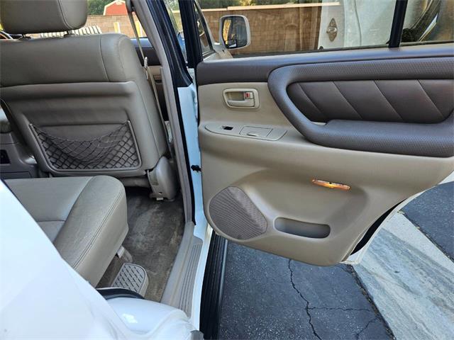 1998 Toyota Land Cruiser (CC-2017140) for sale in Woodland Hills, California