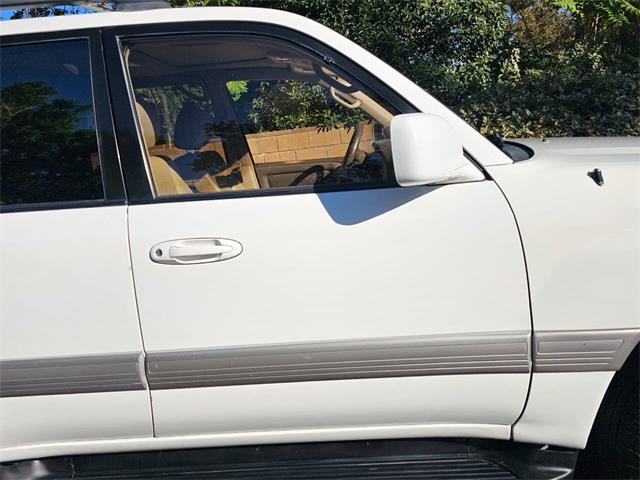 1998 Toyota Land Cruiser (CC-2017140) for sale in Woodland Hills, California