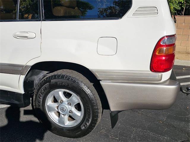 1998 Toyota Land Cruiser (CC-2017140) for sale in Woodland Hills, California
