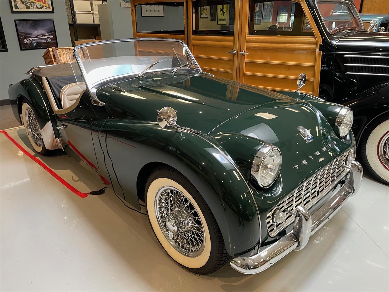 56091088-1960-triumph-tr3a-std.jpg